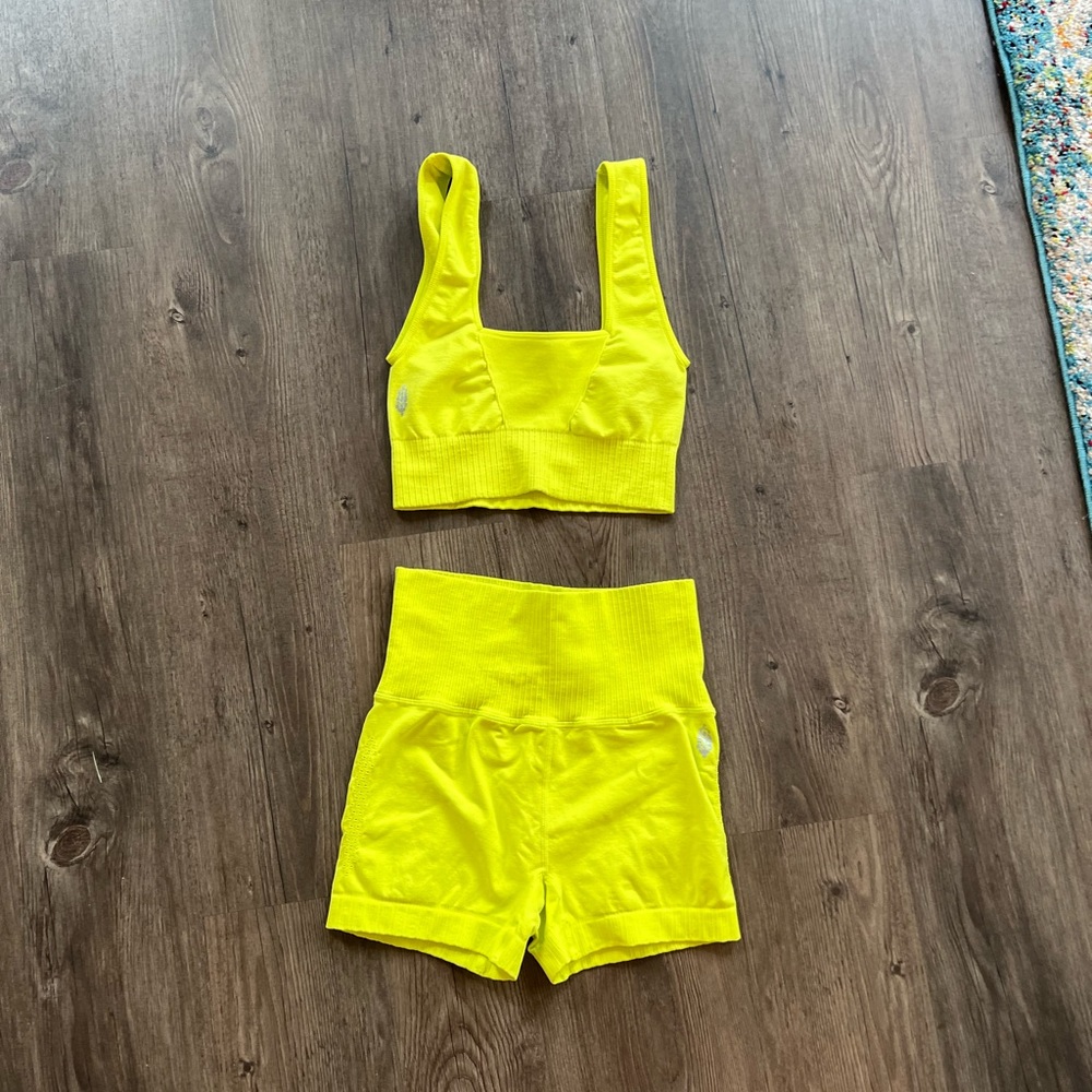 Free People Movement set